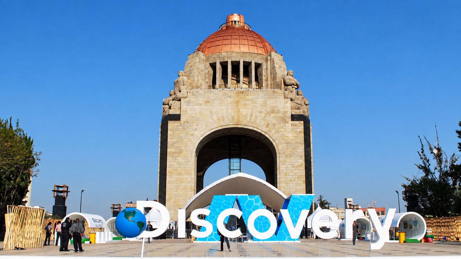 DÍA DE LA TIERRA — DISCOVERY CHANNEL